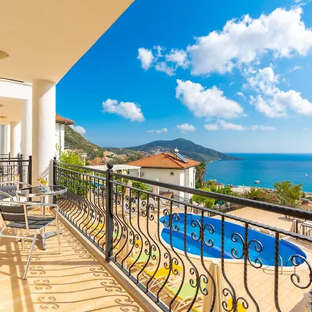 Gizem Aparts * Kalkan