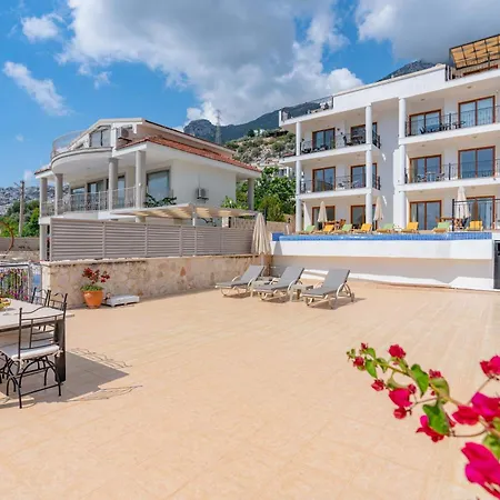 Holiday home Gizem Aparts *