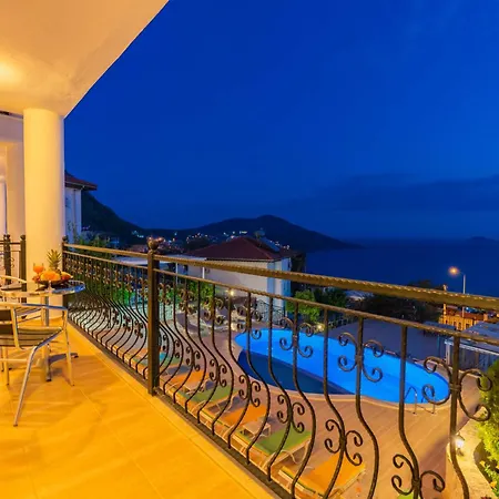 Holiday home Gizem Aparts *